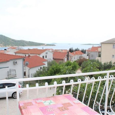 Apartments Ada Primošten Exterior foto