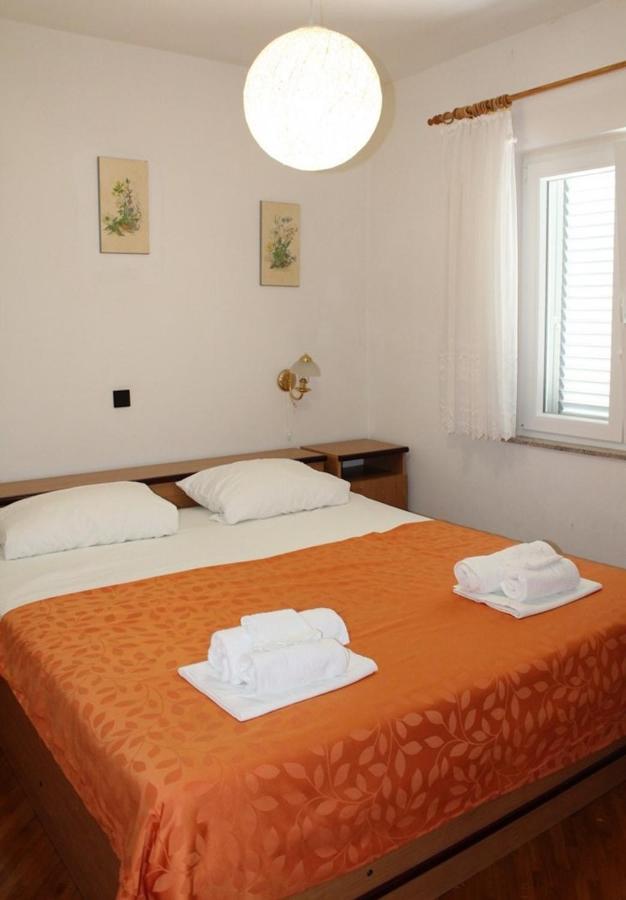 Apartments Ada Primošten Exterior foto
